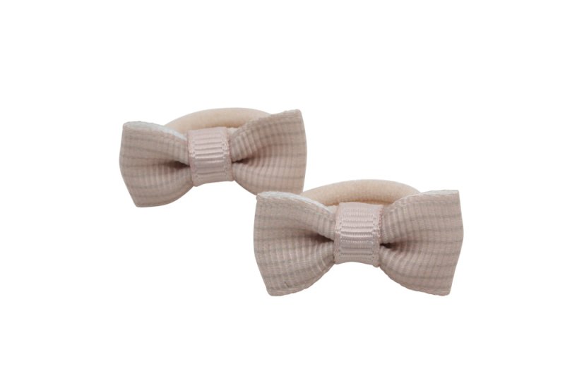 Kleine elastiekjes met mini strikjes – vanillebruin taupe gestreept - Staartjes en Strikjes