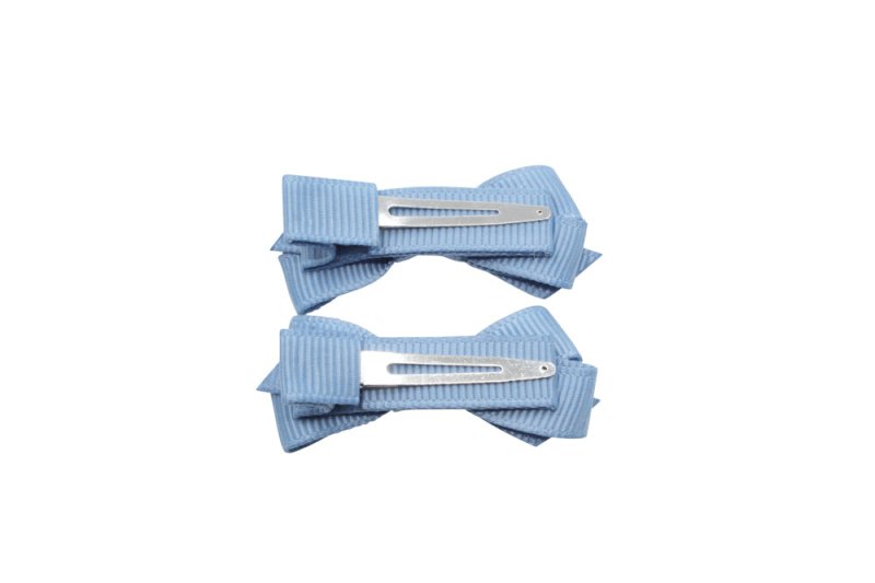 Setje kleine alligator haarspeldjes met strikje zacht blauw - Staartjes en Strikjes