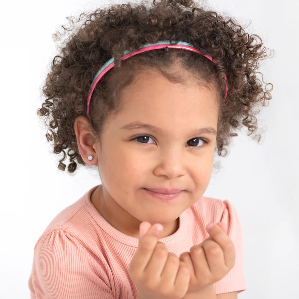 Zilveren kinderoorbellen knopje opaal look | schroefsluiting