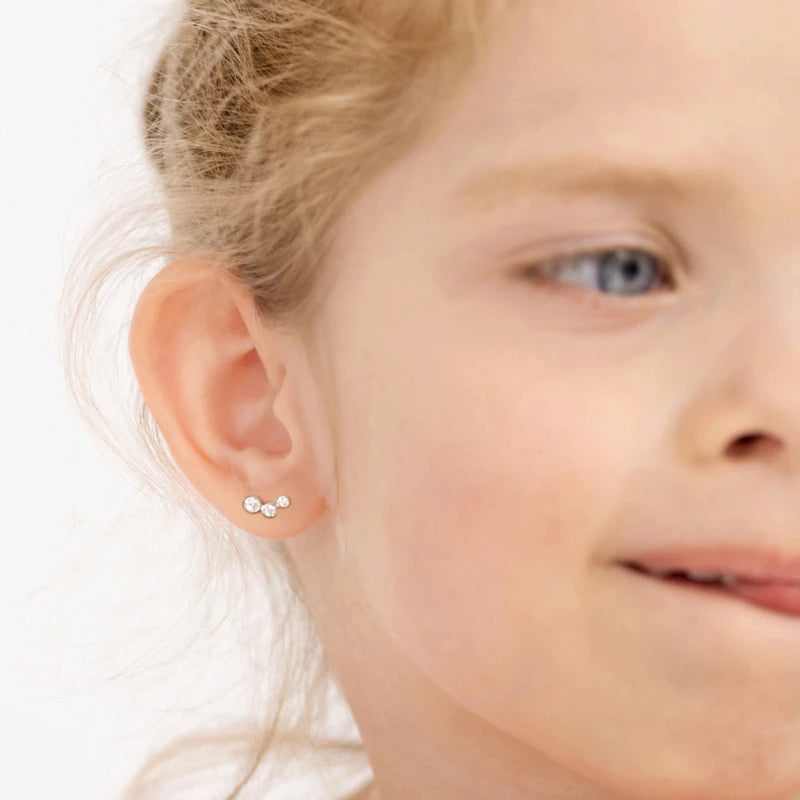 Zilveren kinderoorbellen bolletjes | schroefsluiting - Staartjes en Strikjes