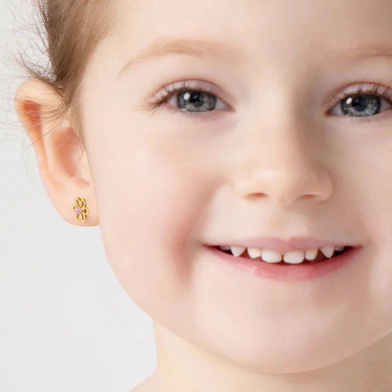Zilveren kinderoorbellen goldplated bloemetje roze zirconia | schroefsluiting - Staartjes en Strikjes