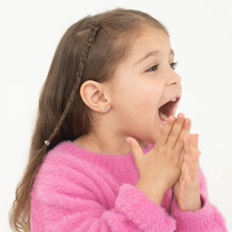 Zilveren kinderoorbellen hondenpootjes | schroefsluiting - Staartjes en Strikjes