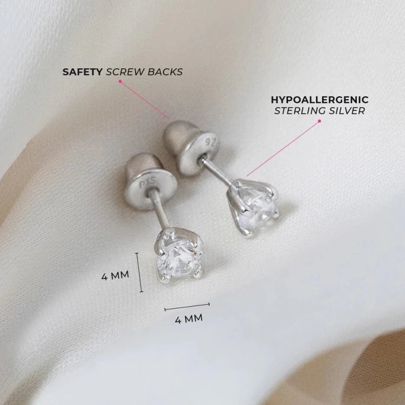 Zilveren kinderoorbellen knopje zirconia | schroefsluiting - Staartjes en Strikjes