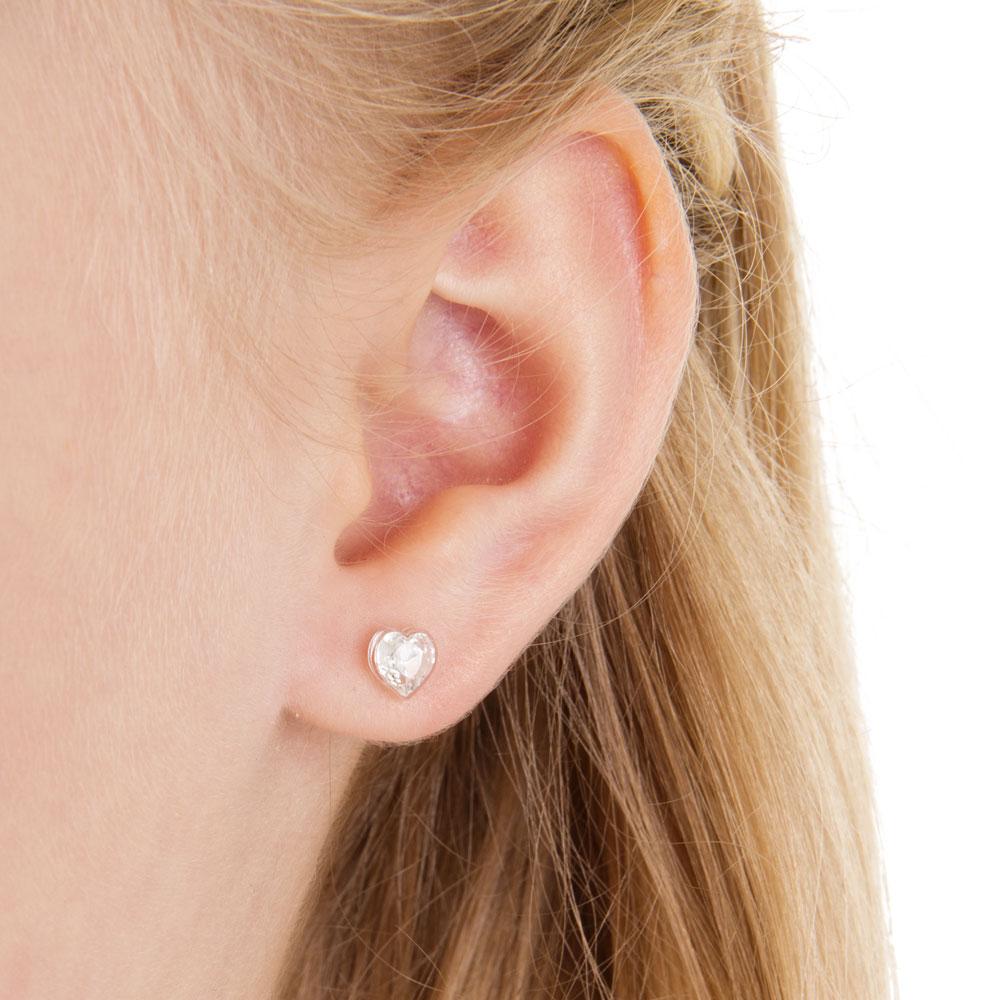 Oorbellen Blomdahl huidvriendelijk hartje Swarovski crystal - Staartjes en Strikjes