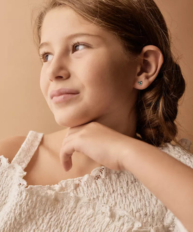 Oorbellen Blomdahl medical plastic klavertje blue zircon (incl. achterkantjes) - Staartjes en Strikjes