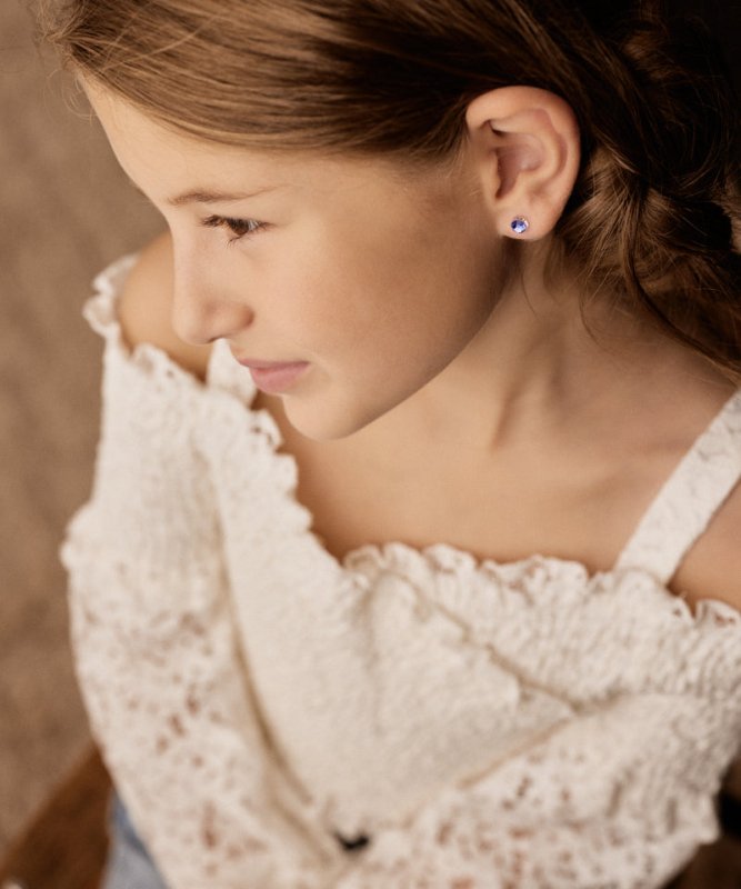 Oorbellen Blomdahl medical plastic knopje blue violet 6 mm. (incl. achterkantjes) - Staartjes en Strikjes