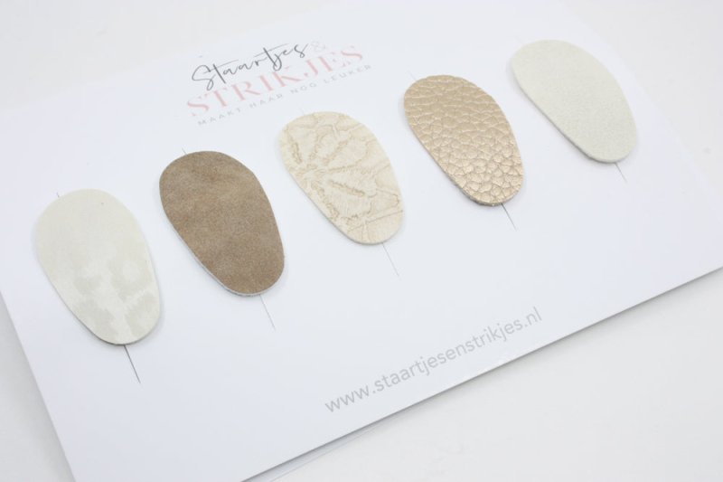 De kracht van anti-slip haarspeldjes: perfect voor je kleintje - Staartjes en Strikjes