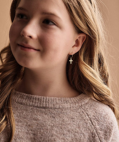 Blomdahl titanium goudkleurige oorringen met kruisje – 14 mm - Staartjes en Strikjes