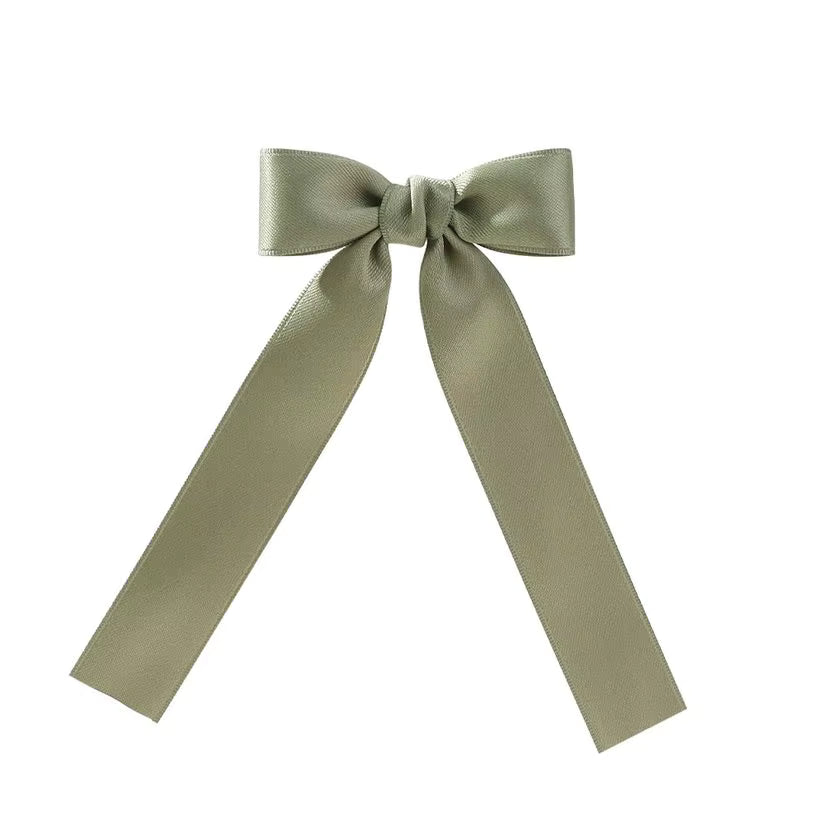 Haarschleife an Krokodilklemme – moosgrün