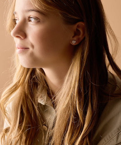 Oorbellen Blomdahl titanium hartje crystal 8 mm. (incl. achterkantjes) - Staartjes en Strikjes