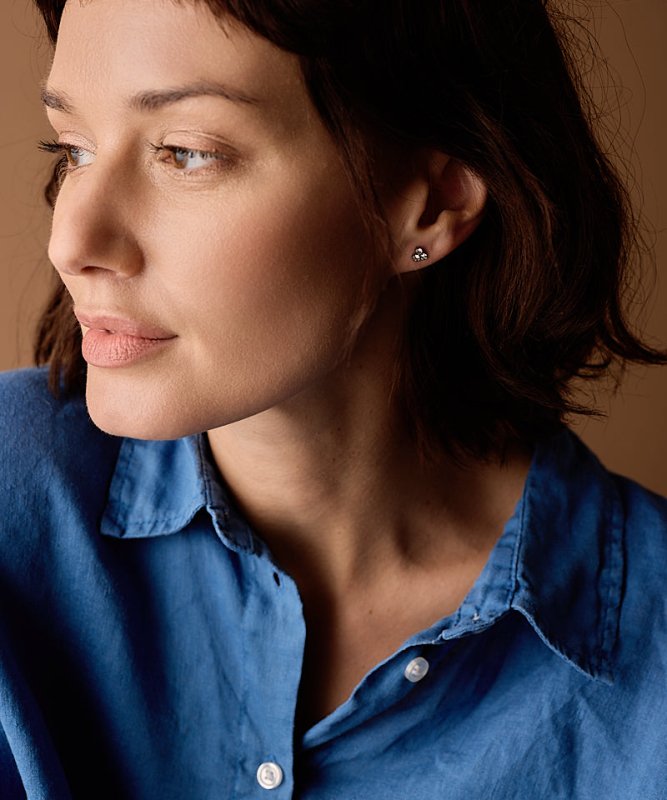 Oorbellen Blomdahl titanium klavertje - 6 mm. - Staartjes en Strikjes