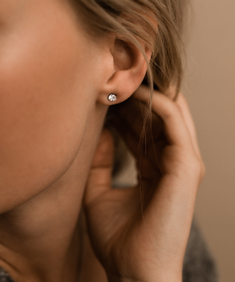 Earrings Blomdahl titanium button 3 mm. zirconia stone (incl. backs)