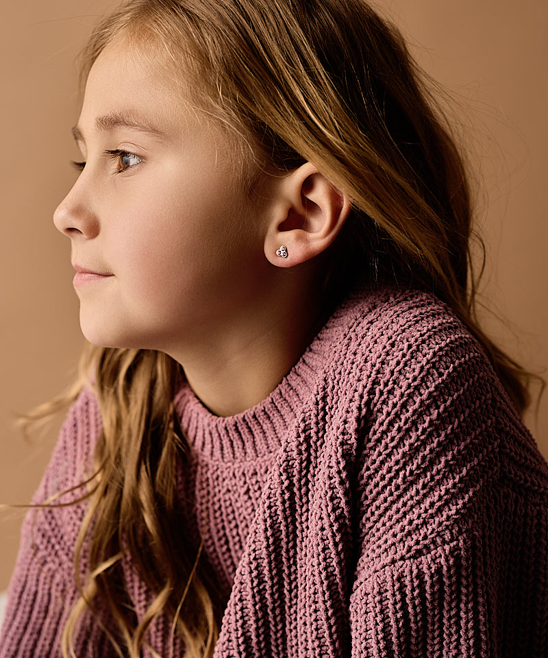 Oorbellen Blomdahl titanium goudkleurig roze klavertje - 6 mm.