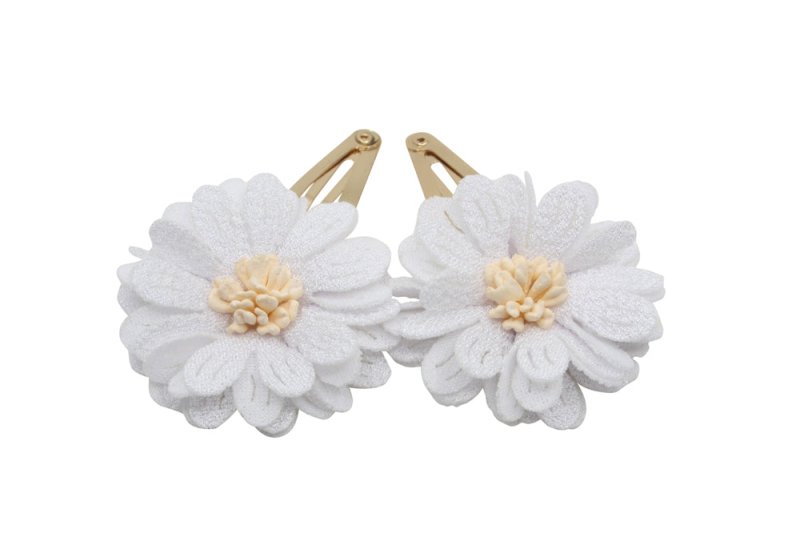 Setje goudkleurige haarspeldjes met witte bloemetjes - Staartjes en Strikjes