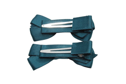 Setje kleine alligator haarspeldjes met strikje - teal satijn - Staartjes en Strikjes