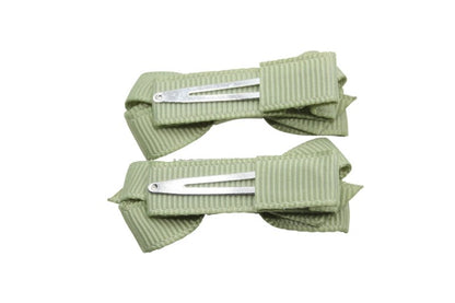 Setje kleine alligator haarspeldjes met strikje - zacht groen - Staartjes en Strikjes