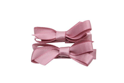 Setje mini alligator haarspeldjes met strikje - diep oudroze/mauve satijn - Staartjes en Strikjes