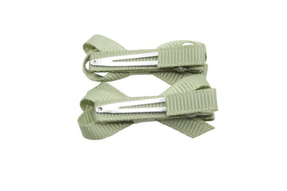 Setje mini alligator haarspeldjes met strikje - zacht groen - Staartjes en Strikjes