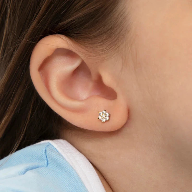 Zilveren kinderoorbellen goldplated bloemetje zirconia | schroefsluiting - Staartjes en Strikjes