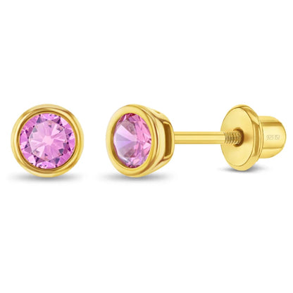 Zilveren kinderoorbellen goldplated knopje roze zirconia | schroefsluiting - Staartjes en Strikjes