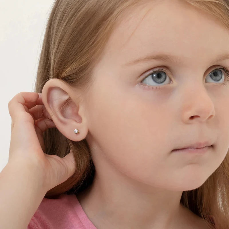 Zilveren kinderoorbellen goldplated knopje zirconia 3 mm | schroefsluiting - Staartjes en Strikjes