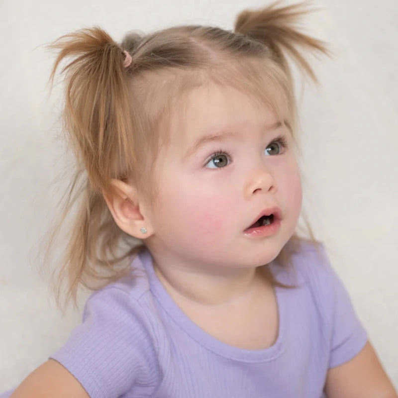 Zilveren kinderoorbellen kleine olifantjes | schroefsluiting - Staartjes en Strikjes