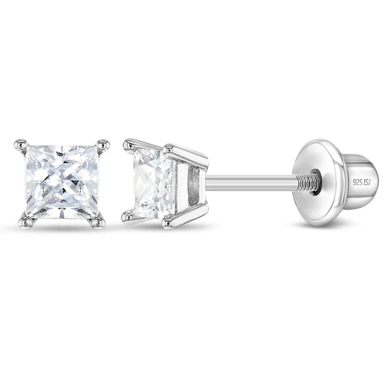 Zilveren kinderoorbellen knopje 4 mm. zirconia | schroefsluiting - Staartjes en Strikjes