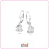 Zilveren kinderoorbellen met hangertjes poesje met roze strik | Kiki - Staartjes en Strikjes