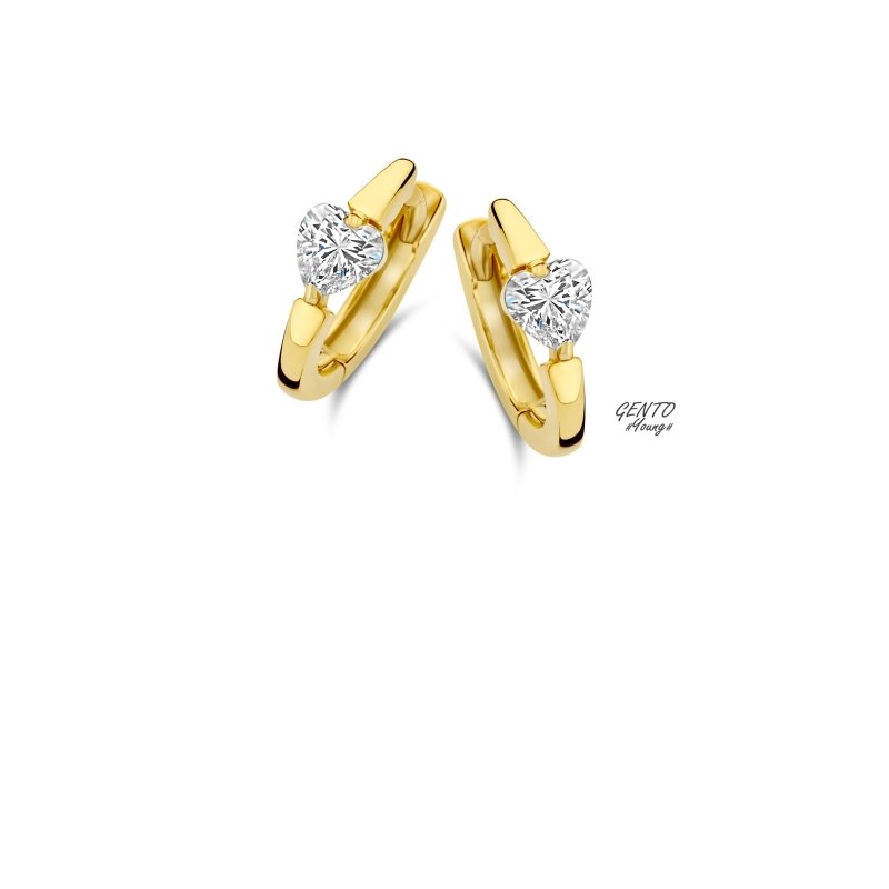 Zilveren oorbellen goldplated oorringen/creolen zirconia hartje - Gento Young - Staartjes en Strikjes