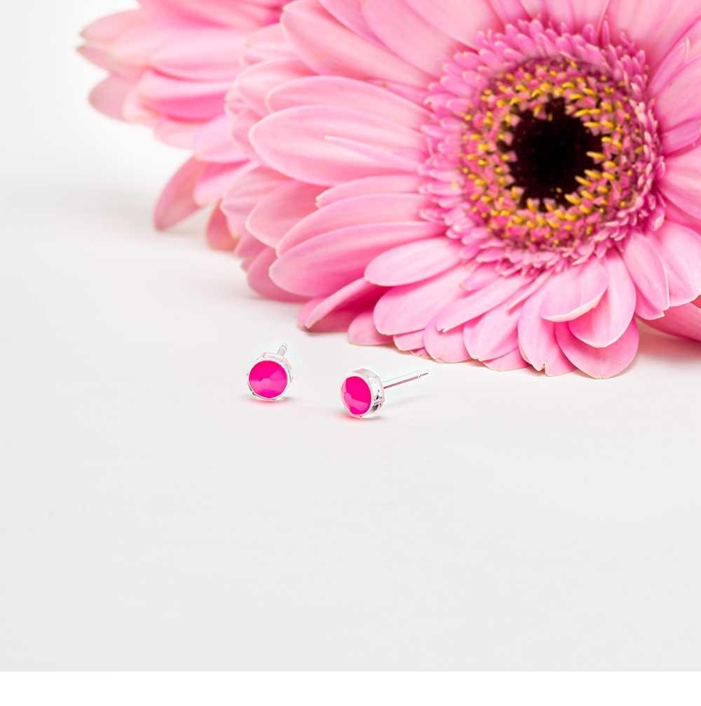 Oorbellen Blomdahl huidvriendelijk knopje electric pink/roze 6 mm. - Staartjes en Strikjes