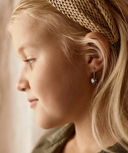 Oorbellen Blomdahl titanium oorringen 14 mm. kristal hartje black diamond - Staartjes en Strikjes