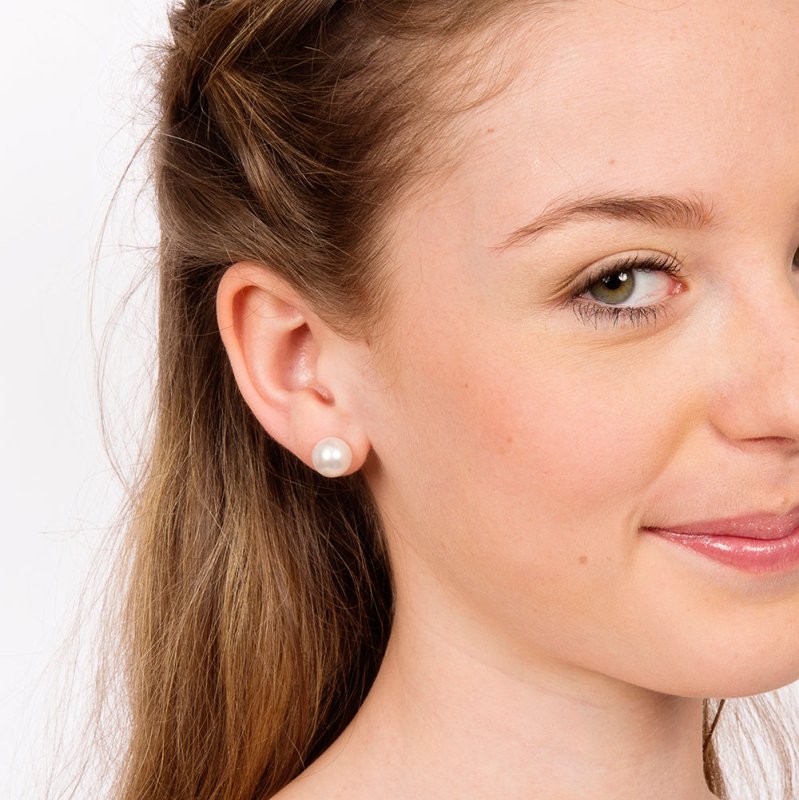 Oorbellen Blomdahl titanium parel 10 mm. (incl. achterkantjes) - Staartjes en Strikjes