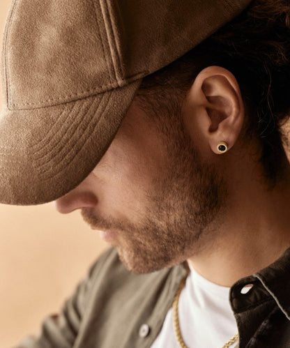 Oorbellen Blomdahl titanium rondje goudkleurig met zwart crystal 8 mm. (incl. achterkantjes) - Staartjes en Strikjes