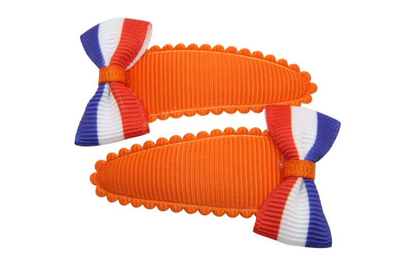 Peuter/kleuter haarspeldjes met strikjes oranje &quot;Holland&quot; - Staartjes en Strikjes