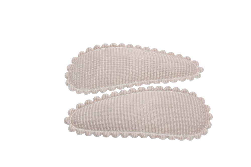 Peuter/kleuter haarspeldjes taupe - Staartjes en Strikjes