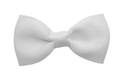 Vlinder haarstrik wit op alligatorspeldje zonder tandjes - Staartjes en Strikjes