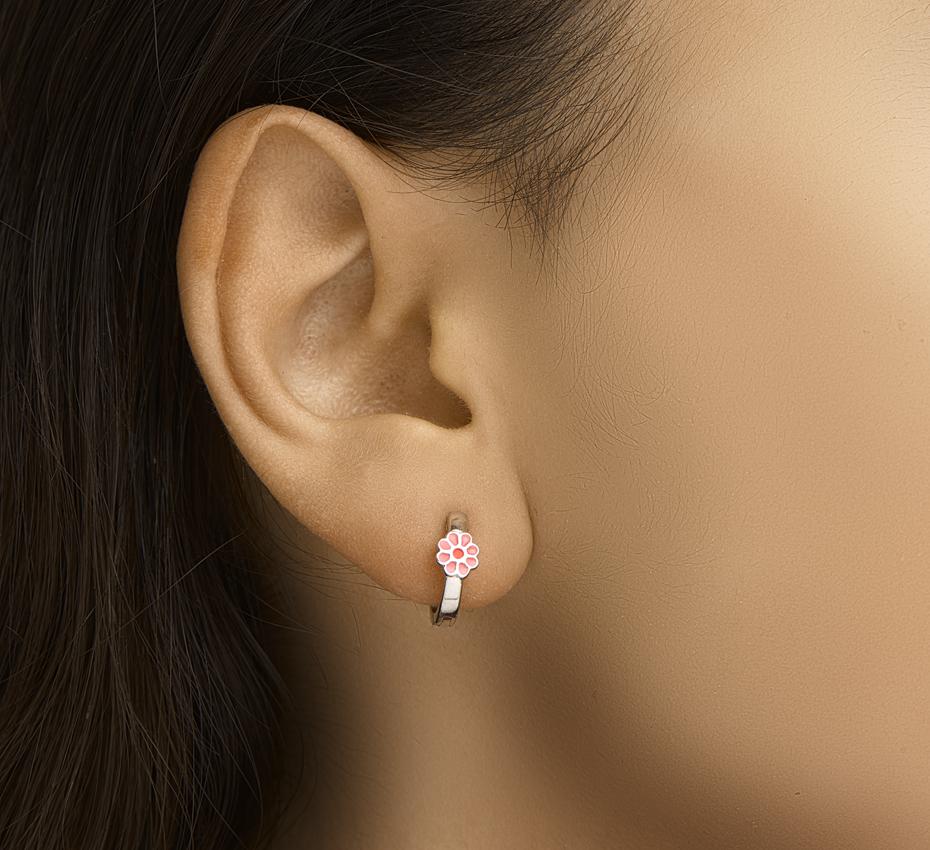 Zilveren kinder oorbellen klap creolen | bloemetje roze - Staartjes en Strikjes