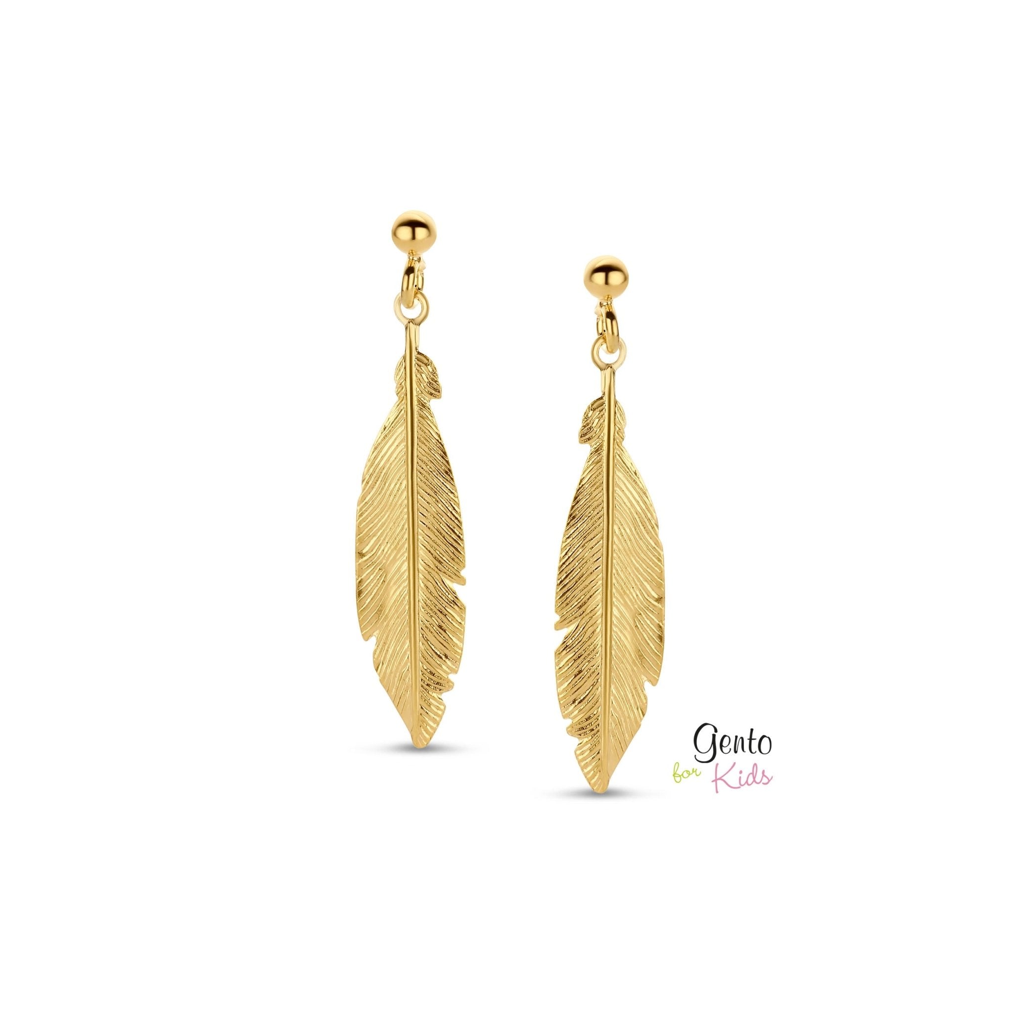 Zilveren kinder oorbellen veertjes gold plated Gento for kids - Staartjes en Strikjes