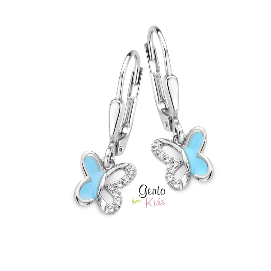 Zilveren kinder oorbellen vlindertjes blauw met steentjes Gento for kids brisure sluiting/oorslinger - Staartjes en Strikjes