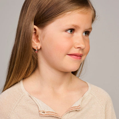 Zilveren kinderoorbellen lieveheersbeestje hangend - Staartjes en Strikjes